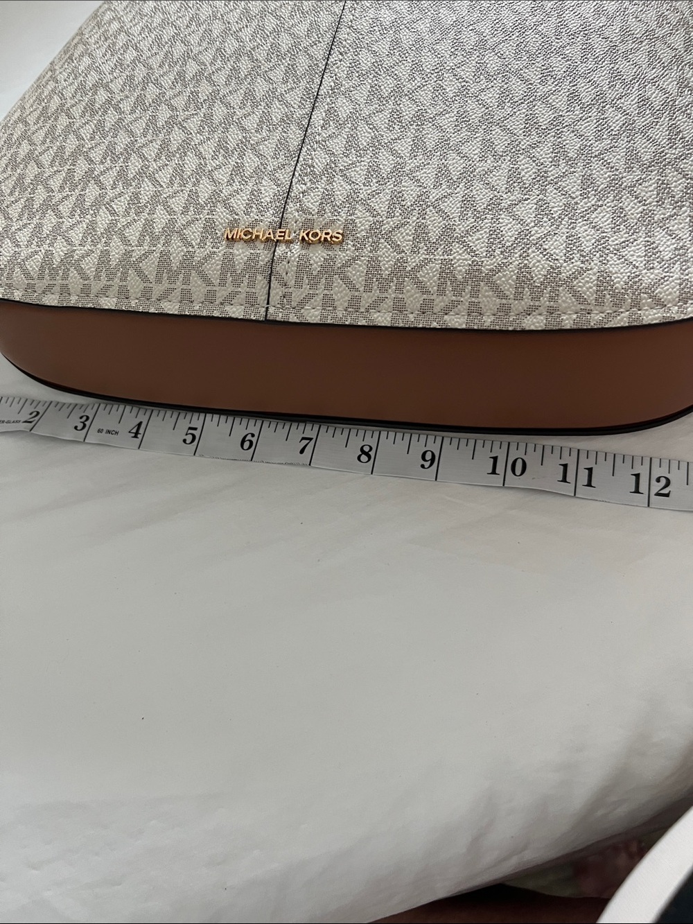 Michael Kors Beige Monogram Shoulder Bag with Brown Trim - Picture 2 of 4